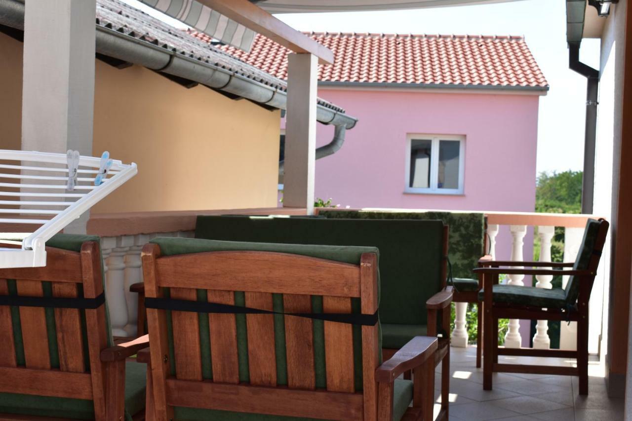Apartman Nin-Dodo Exterior photo